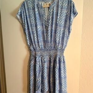 Vineyard Vines Blue and White Patterned Mini Dress